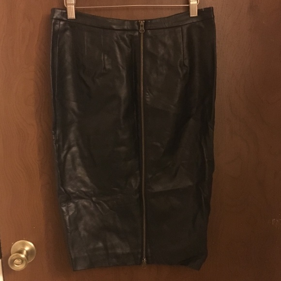 Black Vegan Leather Full Zip Back Pencil Skirt - Picture 6 of 6